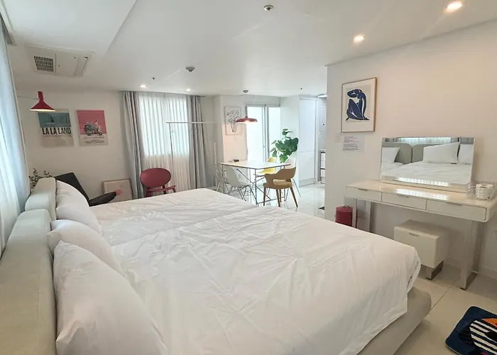 풀하우스 한강 505 연남 홍대 루프탑 Full House River 505 Yeonnam Hongdae Rooftop