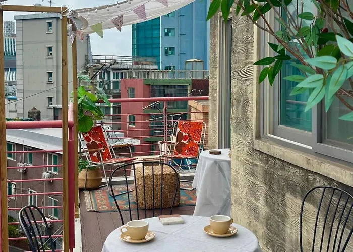 アパート 풀하우스 한강 505 연남 홍대 루프탑 Full House River 505 Yeonnam Hongdae Rooftop ソウル特別市